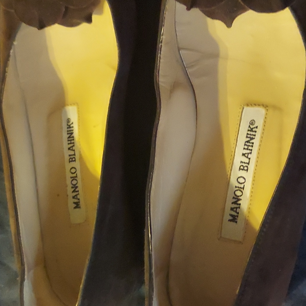 MANOLO SUEDE LOAFERS EUR 35